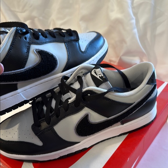 Nike Dunk Low Retro 
Grey fog/black -wolf grey - Picture 11 of 12